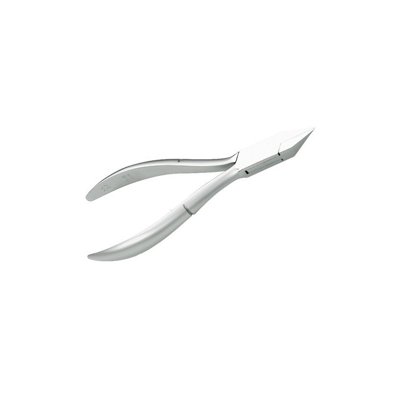 Pince à ongles compacte de 11,5 cm en acier inoxydable satiné avec mors plats et fins, référence 613AI