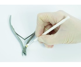 Kit complet d'entretien pour pinces et instruments de pédicurie et podologie (lubrification et nettoyage)
